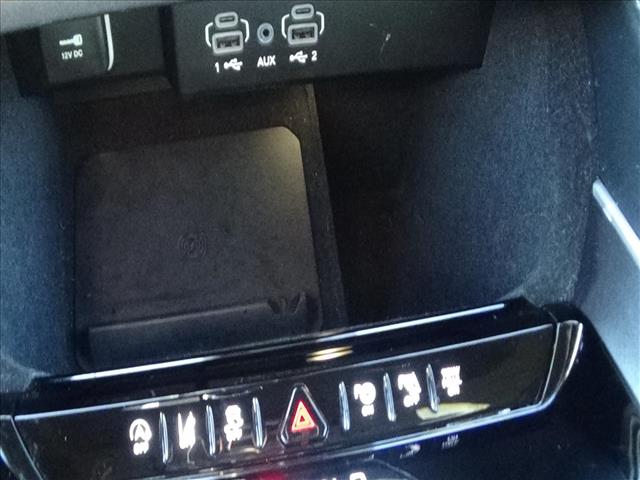 2024 Jeep Wagoneer Base:C7015