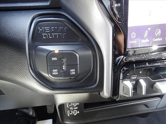 2025 RAM 2500 Big Horn:C7044
