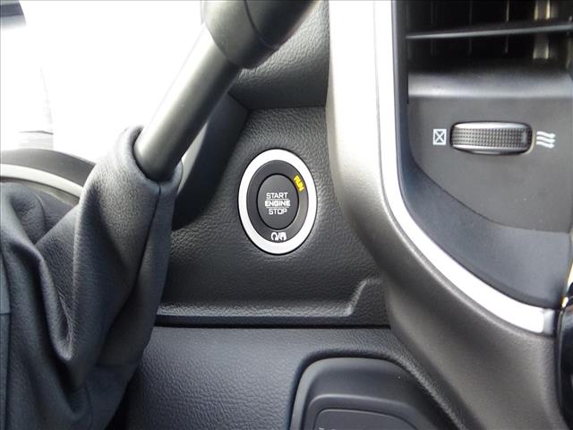 2026 RAM 2500 Big Horn:C7058