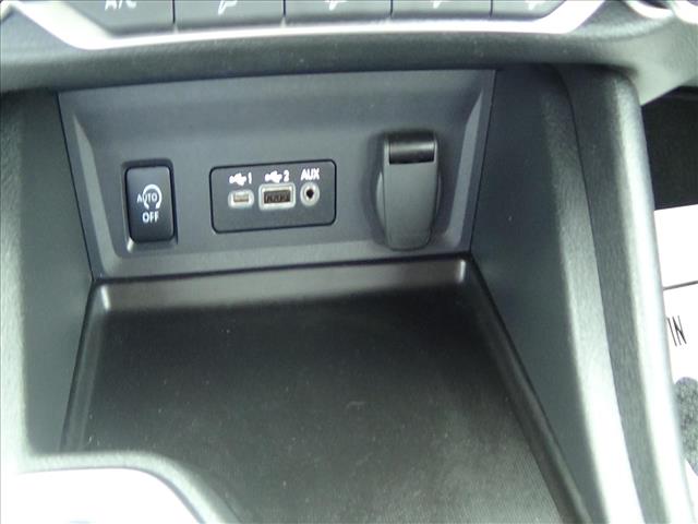 2025 Nissan Sentra SV:C7004