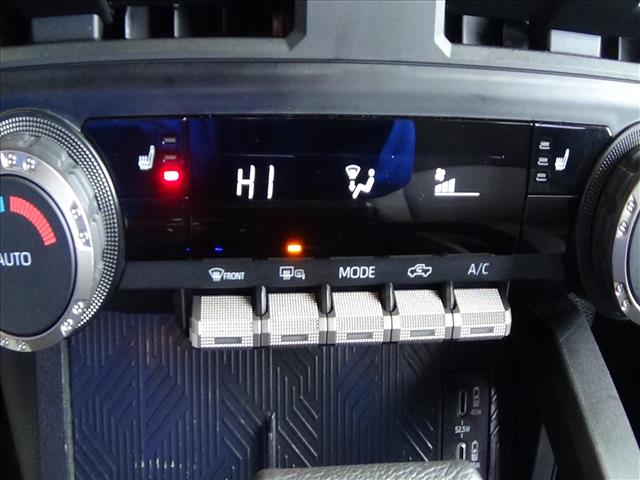 2025 Toyota Tacoma TRD Off-Road:C6774