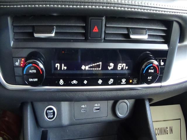 2023 Nissan Rogue SV:C6783