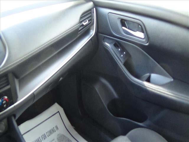 2024 Nissan Rogue SV:C6666