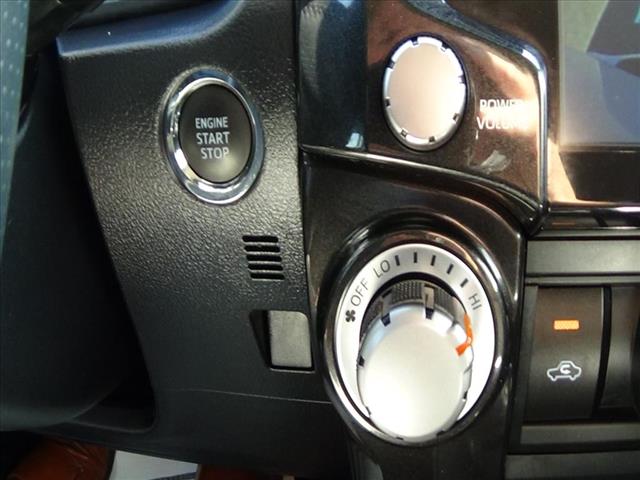 2024 Toyota 4Runner TRD Off-Road:C6556