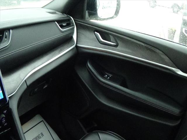 2024 Jeep Grand Cherokee L Limited:C6518