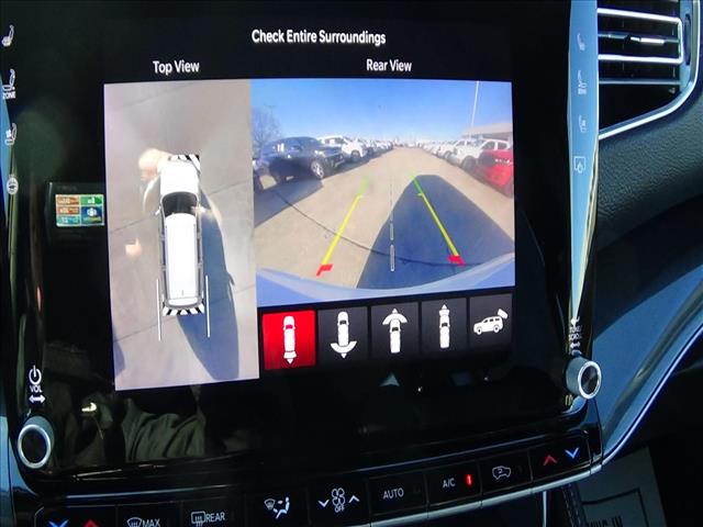 2024 Jeep Wagoneer Base:C6746