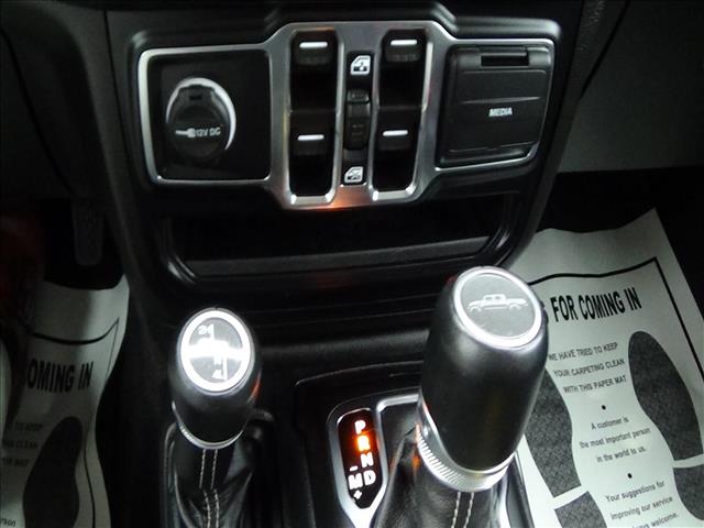 2022 Jeep Gladiator Overland:C6944