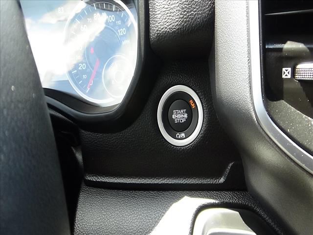 2025 RAM 1500 Big Horn:C7013