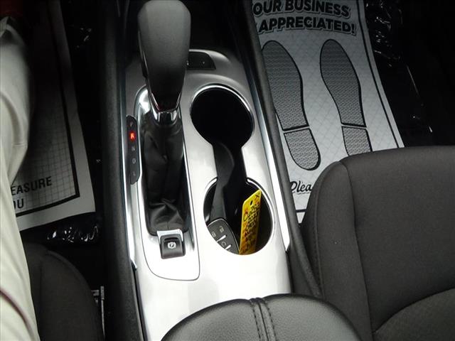 2024 Chevrolet Malibu LT:C6621