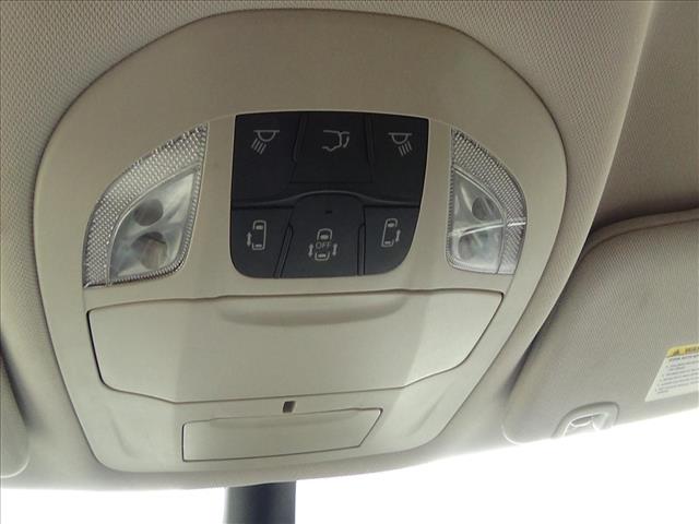 2023 Chrysler Voyager LX:C6861