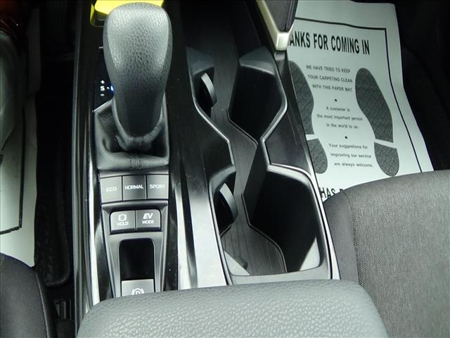2025 Toyota Camry LE:C6900