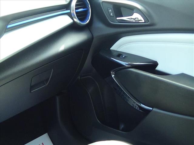 2025 Chevrolet Trax LT:C7024