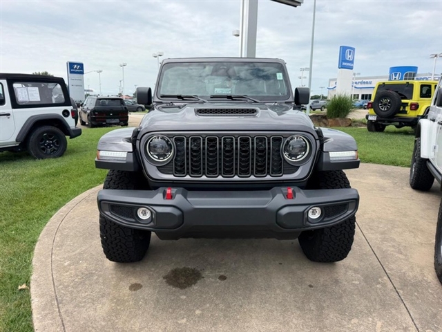 2026 Jeep Wrangler Rubicon:26-208