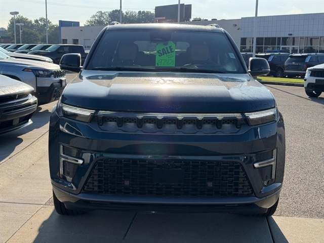 2026 Jeep Grand Wagoneer Summit Reserve:26-239