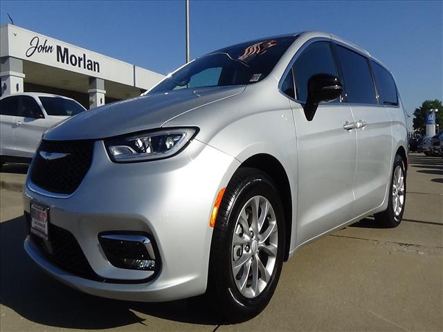2026 Chrysler Pacifica Limited:C6983
