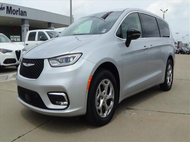 2024 Chrysler Pacifica Limited:C6914