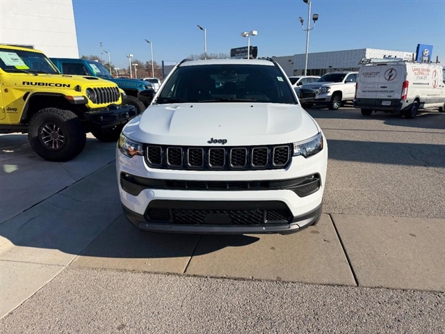 2026 Jeep Compass Latitude:26-015