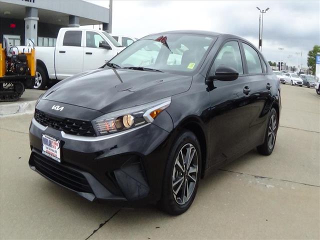 Photo of 2024 Kia Forte LXS in Cape Girardeau, MO - 2,  2024 Kia Forte LXS:C6580