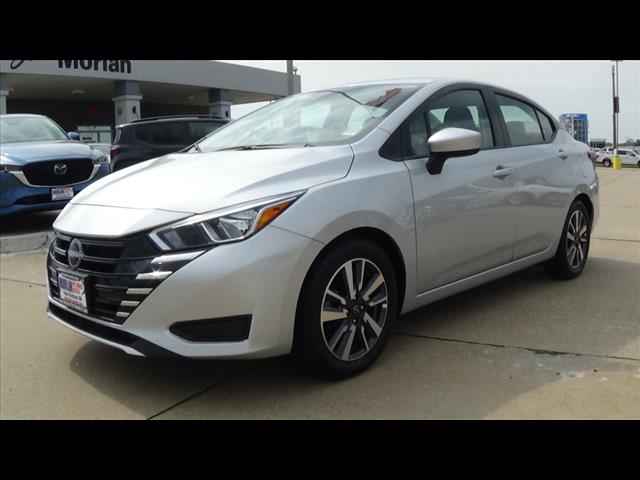 2023 Nissan Versa SV