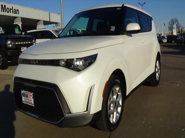2023 Kia Soul LX:C6803