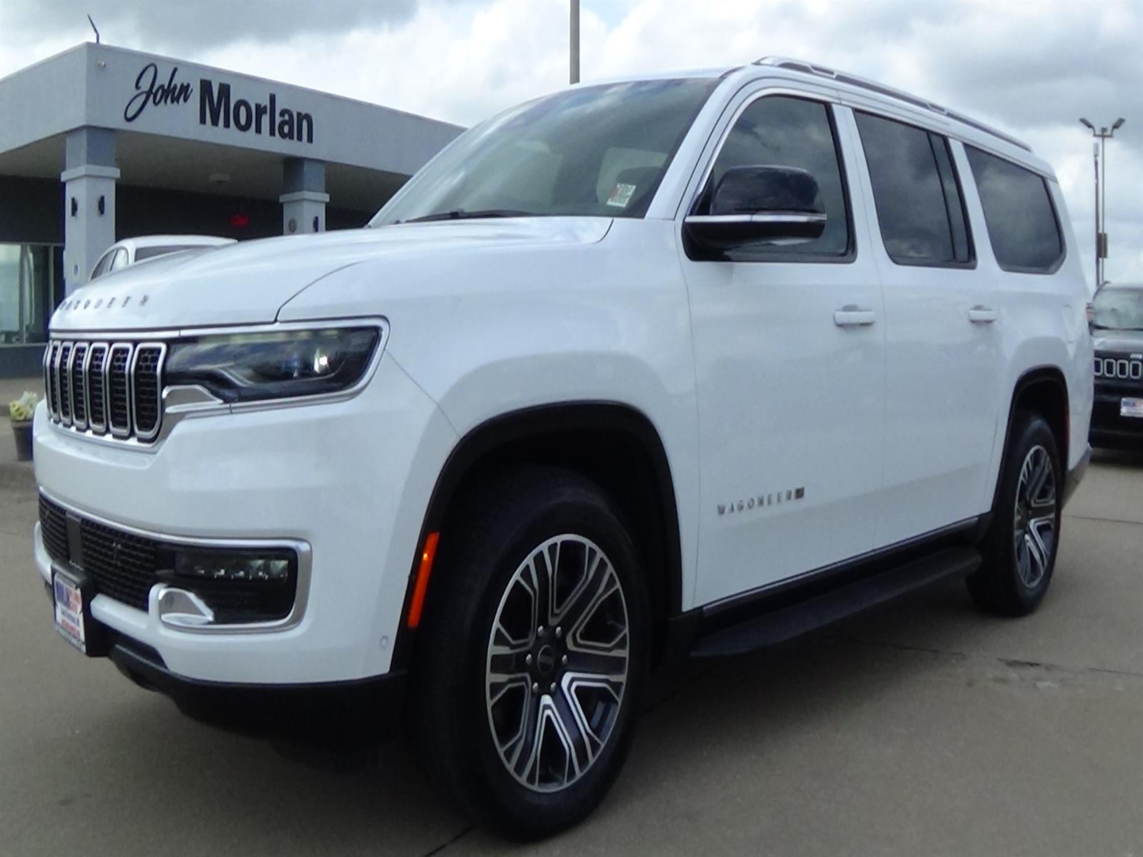 View vehicle photo 2