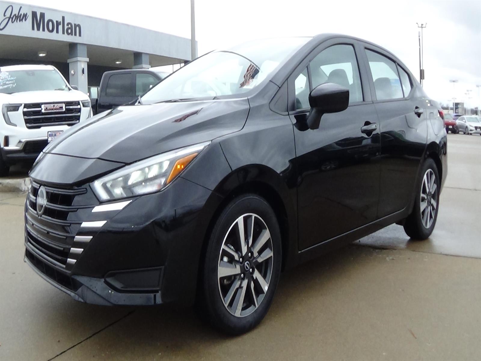 View vehicle photo 2