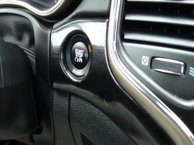 2016 Jeep Grand Cherokee Laredo 75th Anniversary:C6605A2