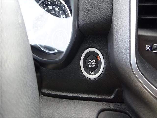 2025 RAM 1500 Big Horn:C6992