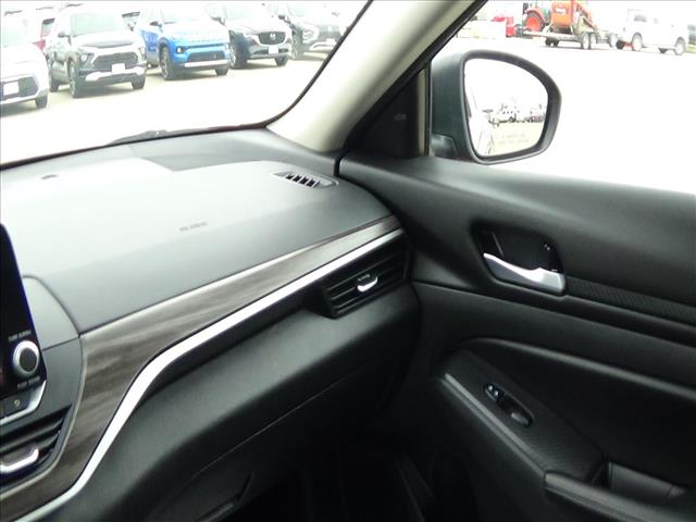 2025 Nissan Altima 2.5 SV:C6831