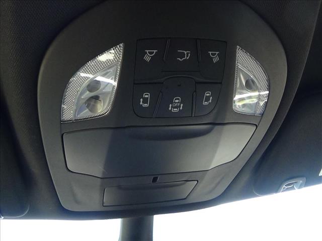 2025 Chrysler Pacifica Select:C6947