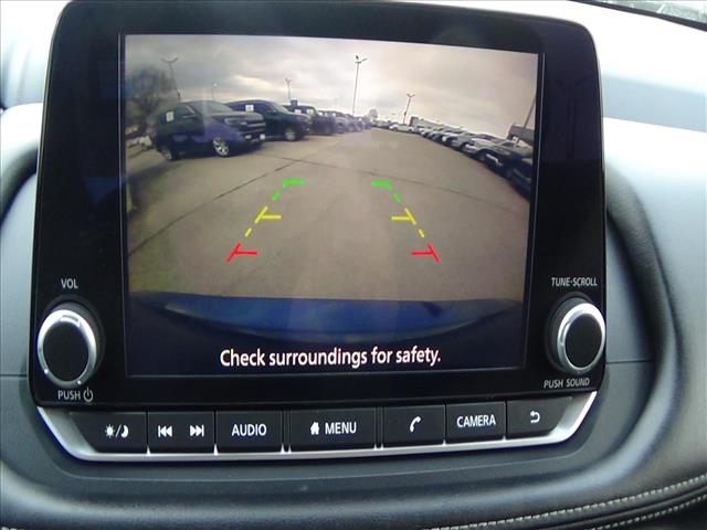 2025 Nissan Rogue SV:C6868