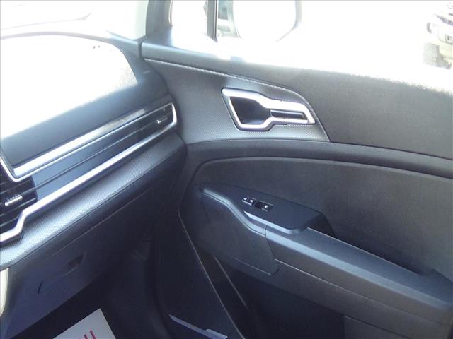 2025 Kia Sportage LX:C6884