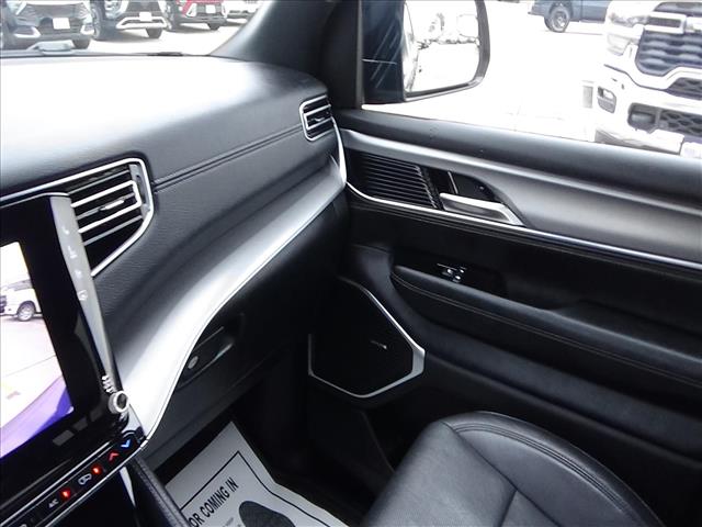 2024 Jeep Wagoneer Carbide:C6696