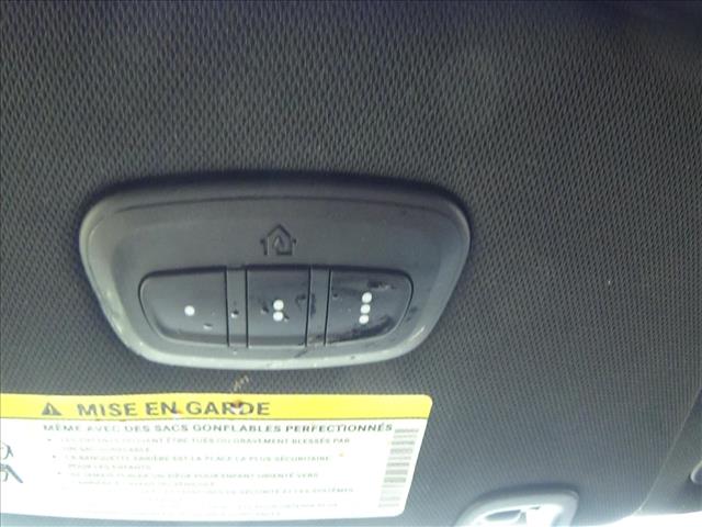 2025 Chrysler Pacifica Select:C6858