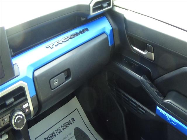 2025 Toyota Tacoma TRD Off-Road:C6785