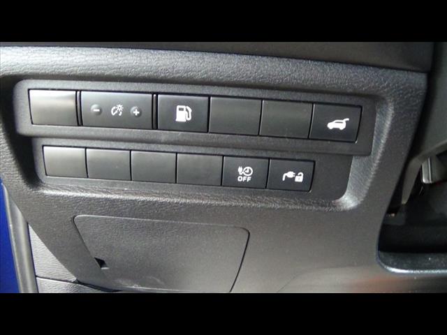2023 Mitsubishi Outlander PHEV SE