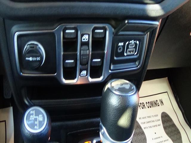 2025 Jeep Wrangler Sahara 4xe:C6974
