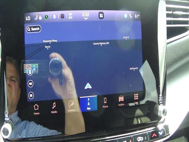 2025 Jeep Wagoneer L Base:C6863