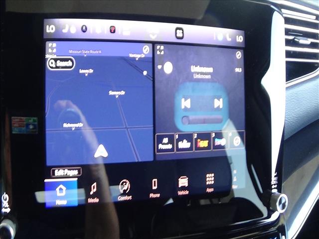 2024 Jeep Wagoneer Base:C6877