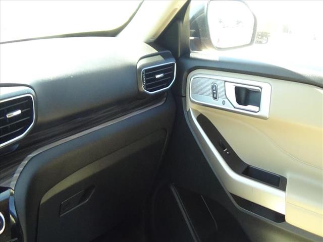 2023 Ford Explorer Limited:C6185