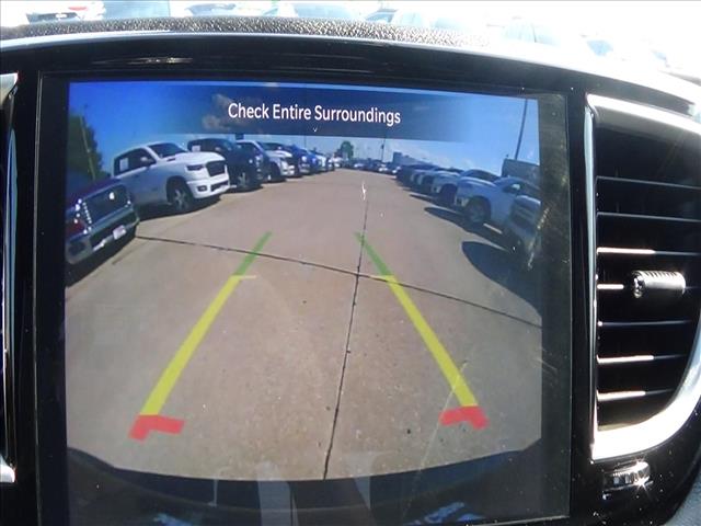 2025 Chrysler Pacifica Select:C6947