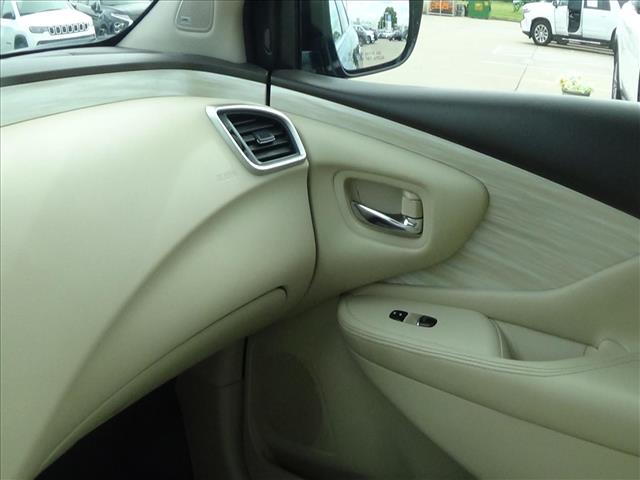 2016 Nissan Murano Platinum:26-102A