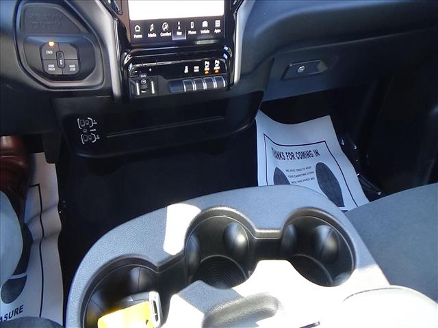 2026 RAM 2500 Big Horn:C7143