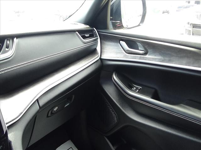 2025 Jeep Grand Cherokee L Limited:C7080