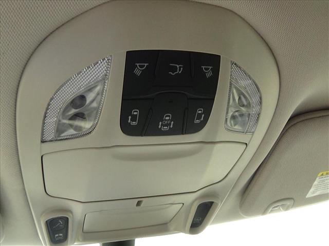 2024 Chrysler Pacifica Limited:C6914