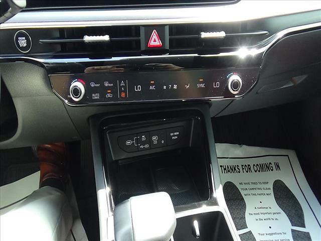 2025 Kia K5 GT-Line:26-143A
