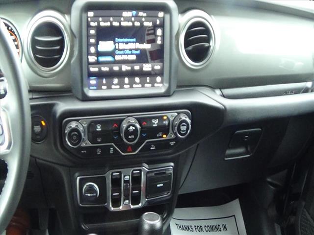 Photo of 2023 Jeep Wrangler Sahara in Cape Girardeau, MO - 35,  2023 Jeep Wrangler Sahara:C6564