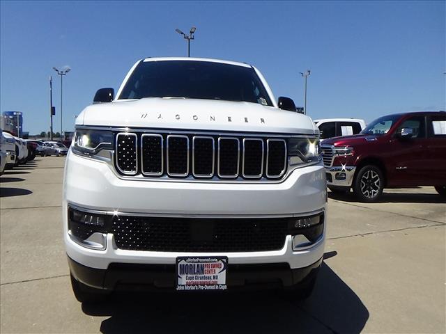 2024 Jeep Wagoneer Base:C7015