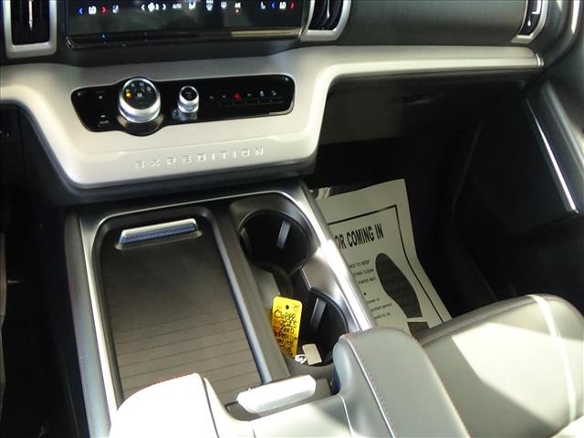 2025 Ford Expedition Active:C6888