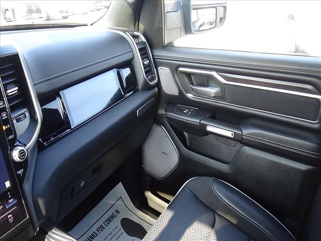 2025 RAM 1500 Laramie:C7070